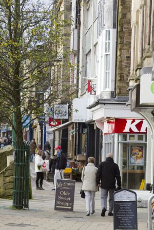 buxton 19 sm.jpg